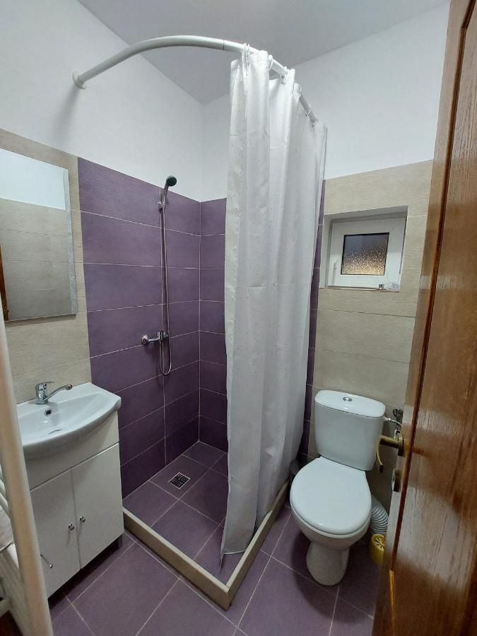 Casuta De Sub Munte Cartisoara Villa Bagian luar foto